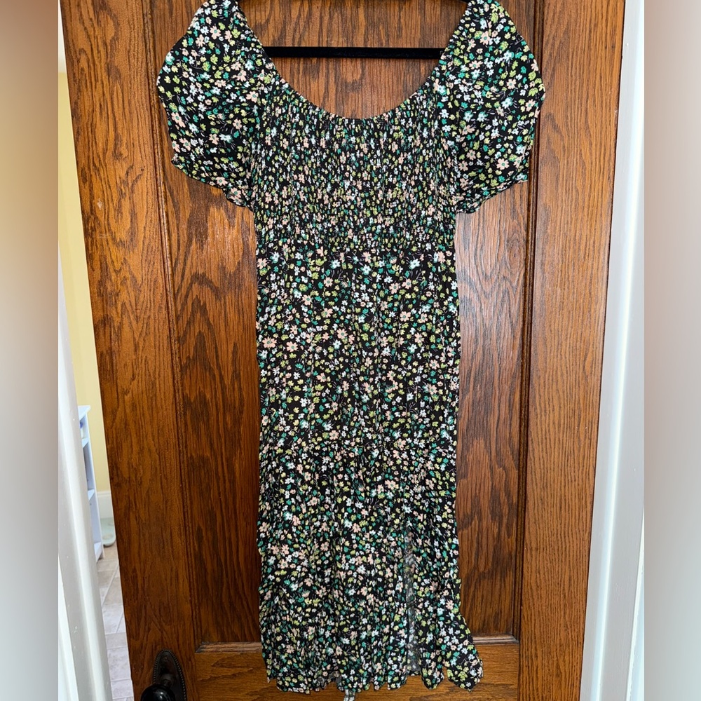Floral Midi Dress in Black Floral